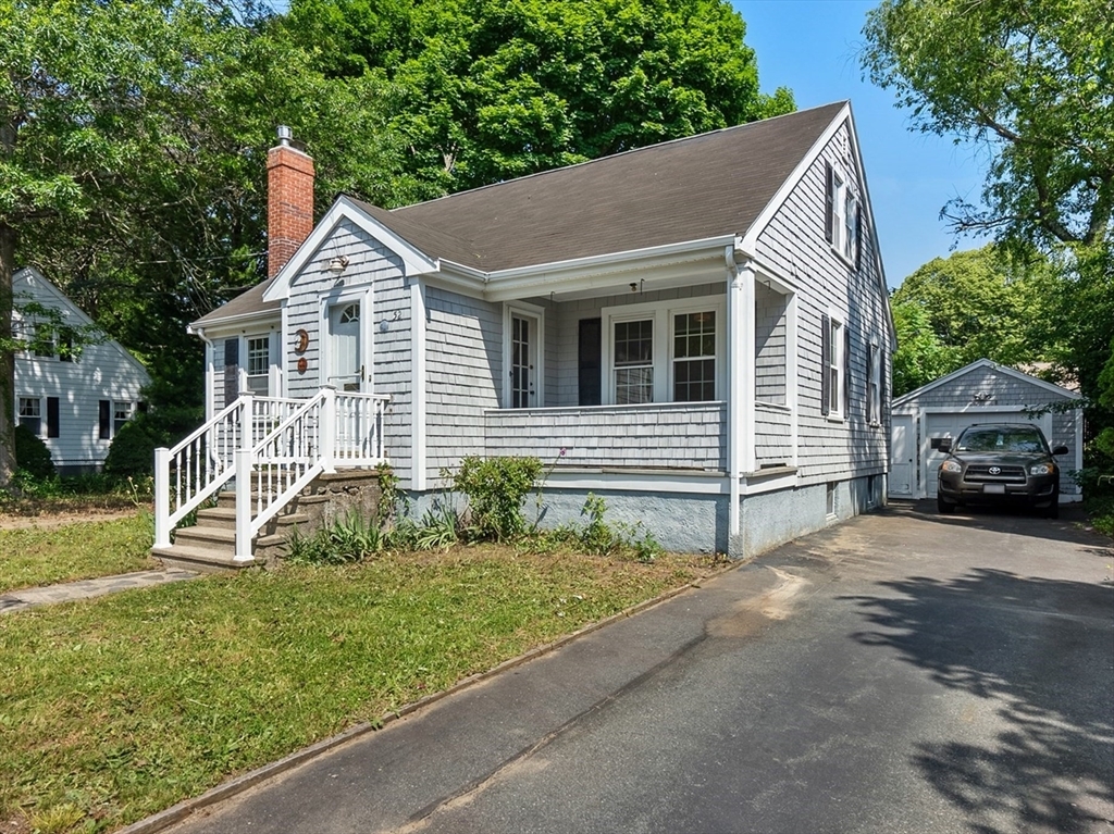 Property Photo: 52 Massasoit Ave MA 02719