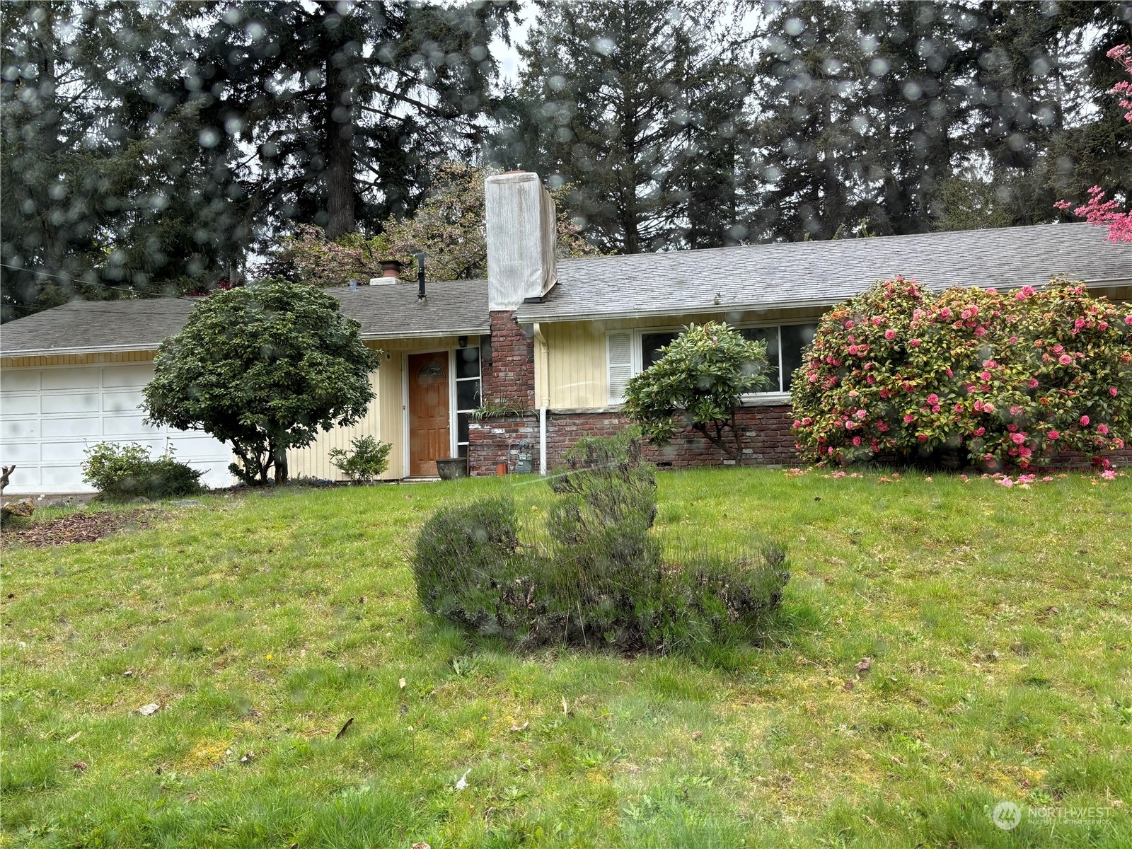 Property Photo:  2405 162nd Avenue NE  WA 98008 