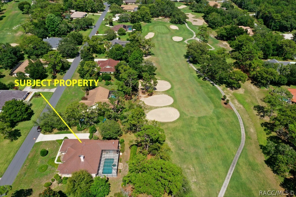 Property Photo:  634 E Keller Court  FL 34442 