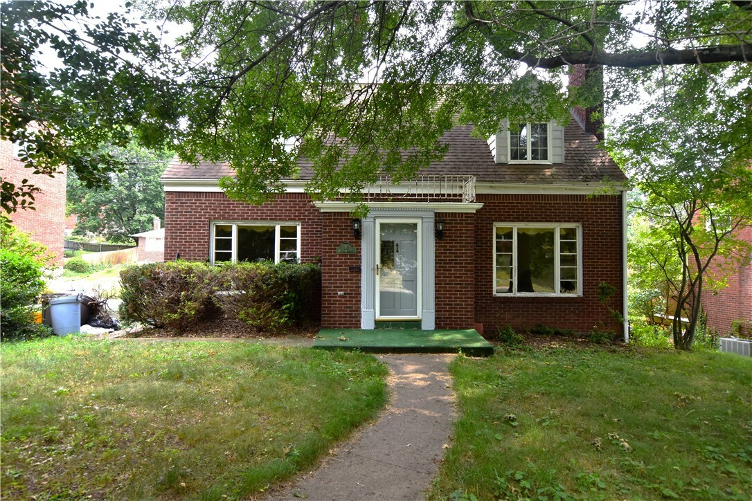 Property Photo:  313 Mercer Ave  PA 15120 