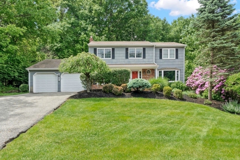 Property Photo:  25 Kings Rd  NJ 07866 