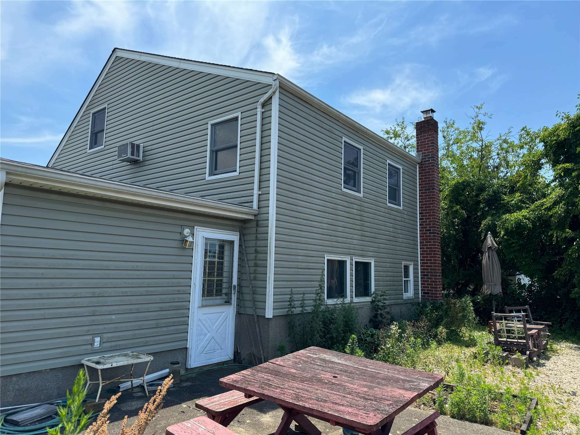 Property Photo:  2337 Bay Street  NY 11710 