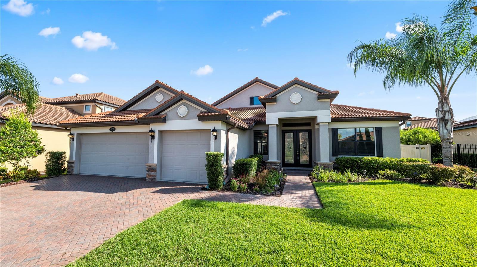 Property Photo:  1832 Via Lago Drive  FL 33810 