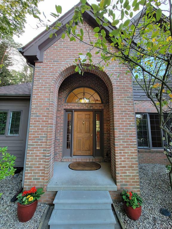 1236 Perry Lake Road  Ortonville MI 48462 9111 photo