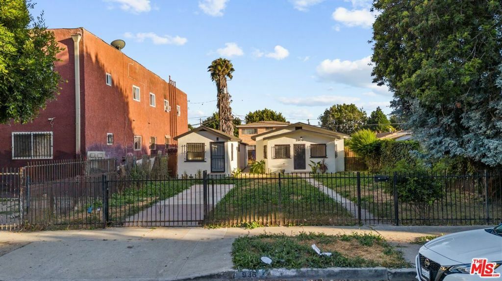 Property Photo: 936 E 91st Street CA 90002