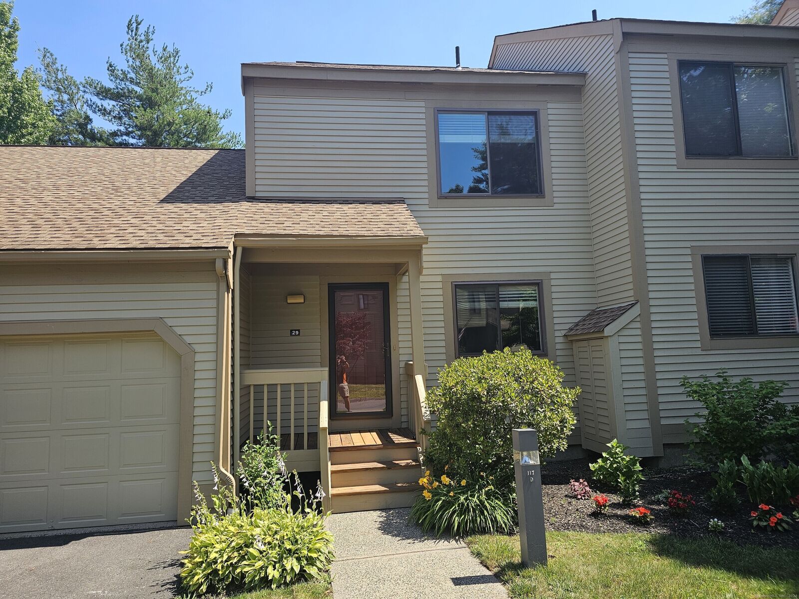 Property Photo:  29 Ashford Drive 29  CT 06001 
