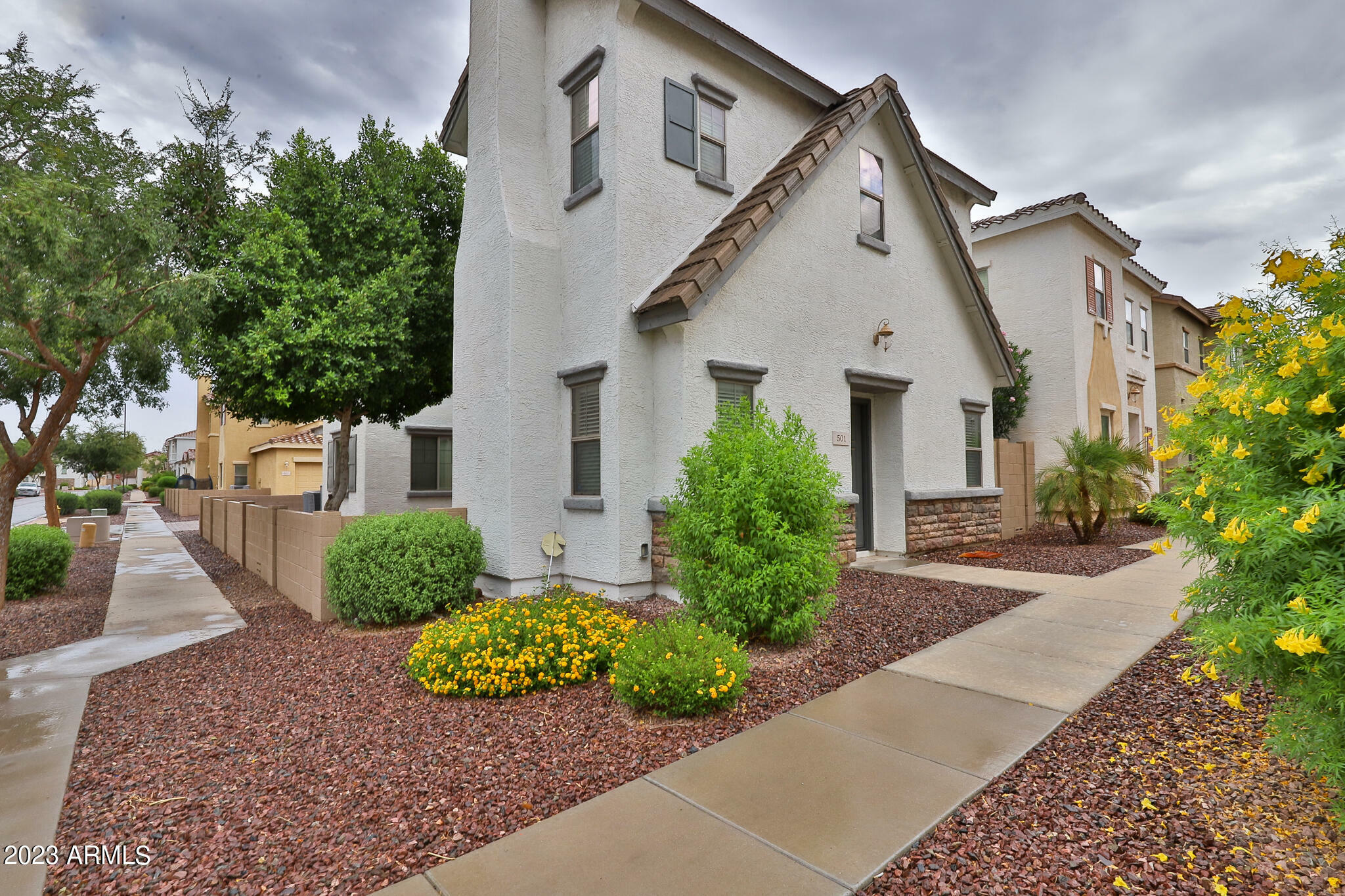 Property Photo:  501 N Citrus Lane  AZ 85234 