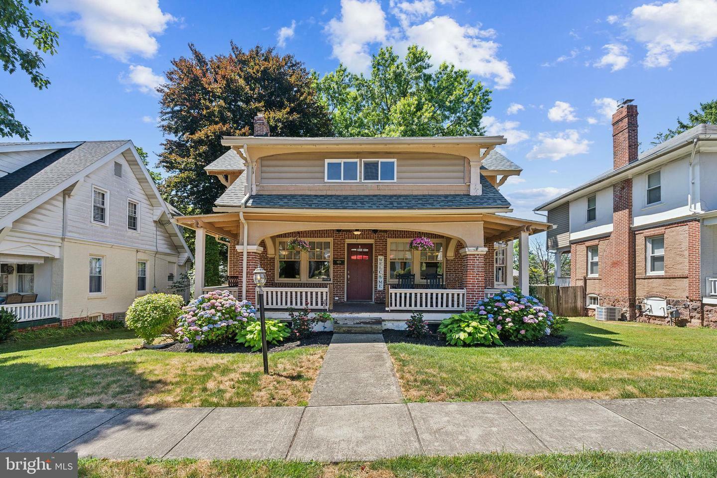 Property Photo:  1018 Belleview Avenue  PA 19464 