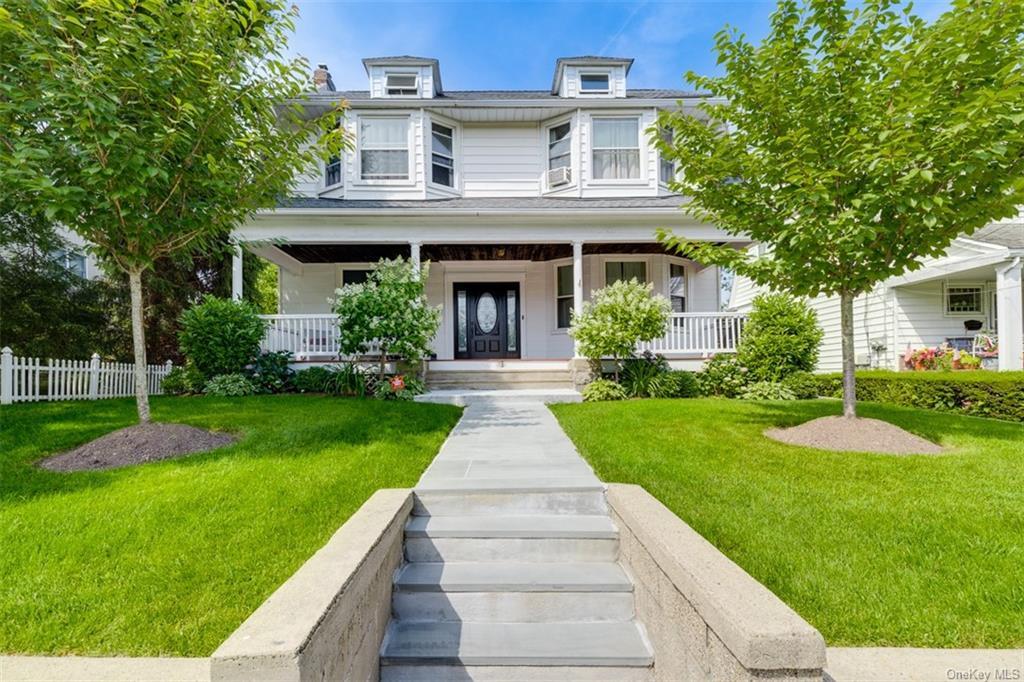 Property Photo:  19 Parkview Avenue  NY 10805 