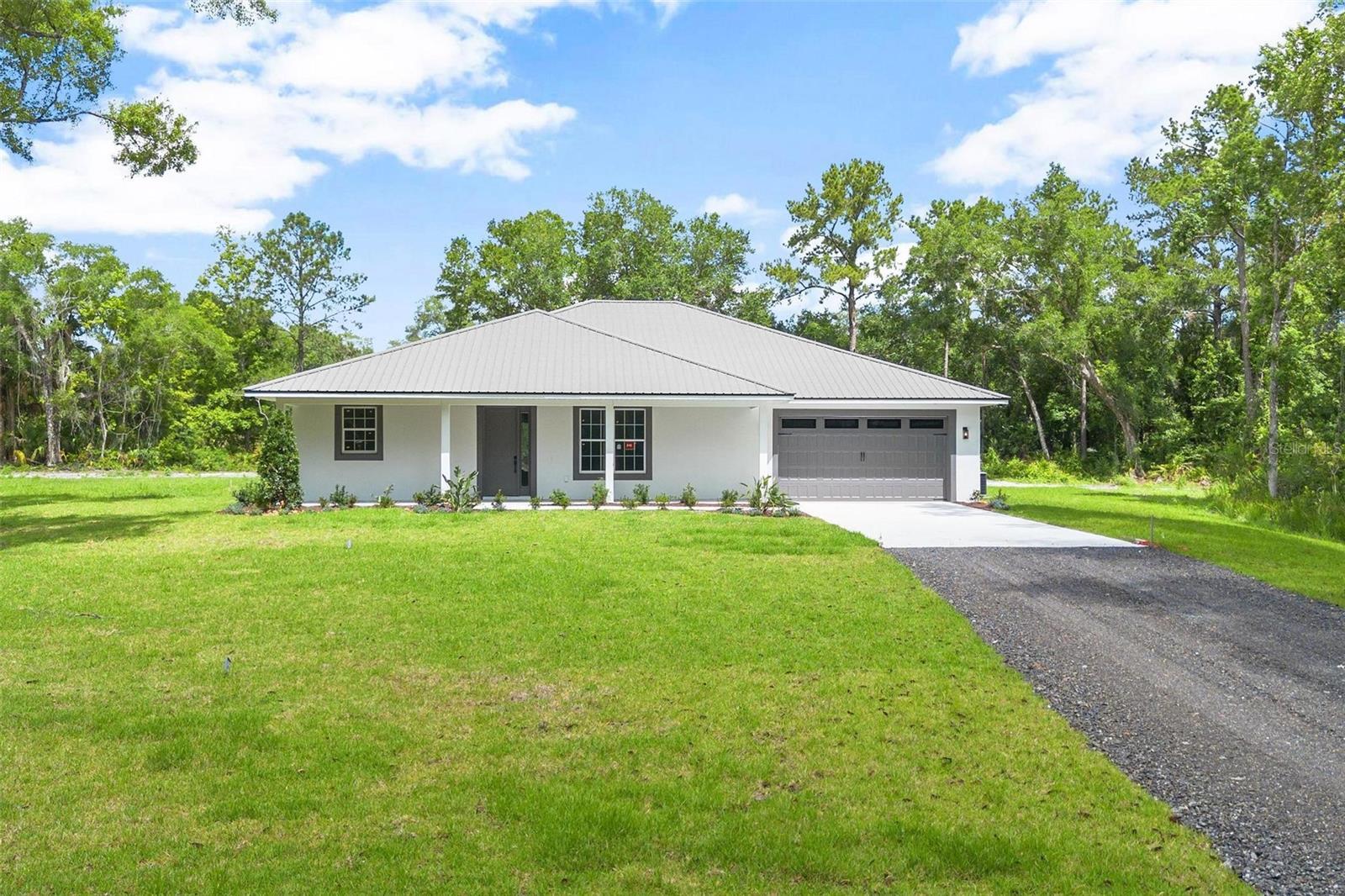 Property Photo: 138 Calico Road FL 32746