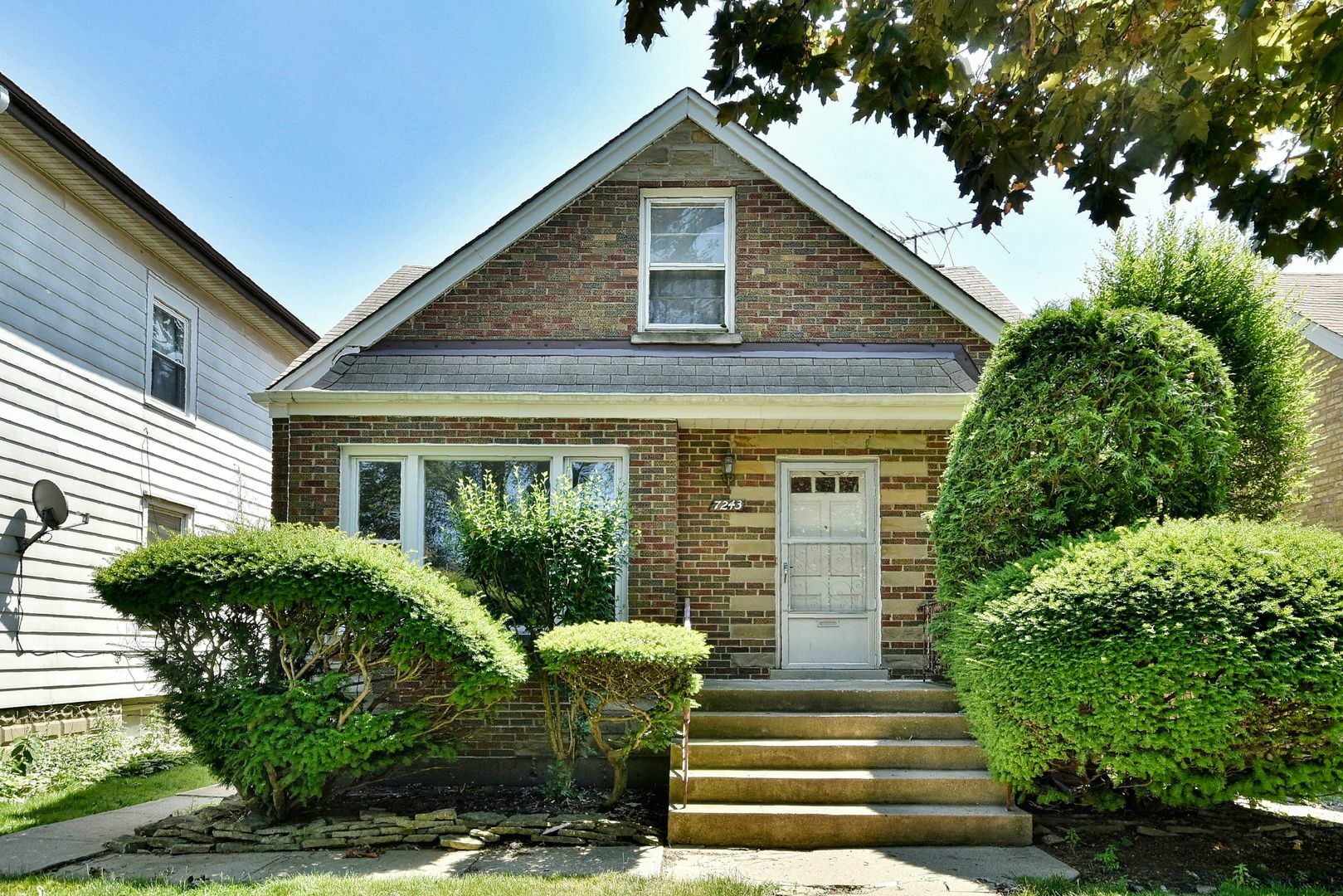 Property Photo:  7243 W Palatine Avenue  IL 60631 