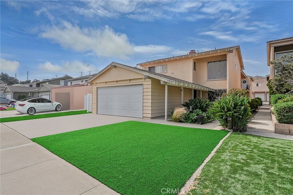 Property Photo: 1235 Amethyst Street CA 90277