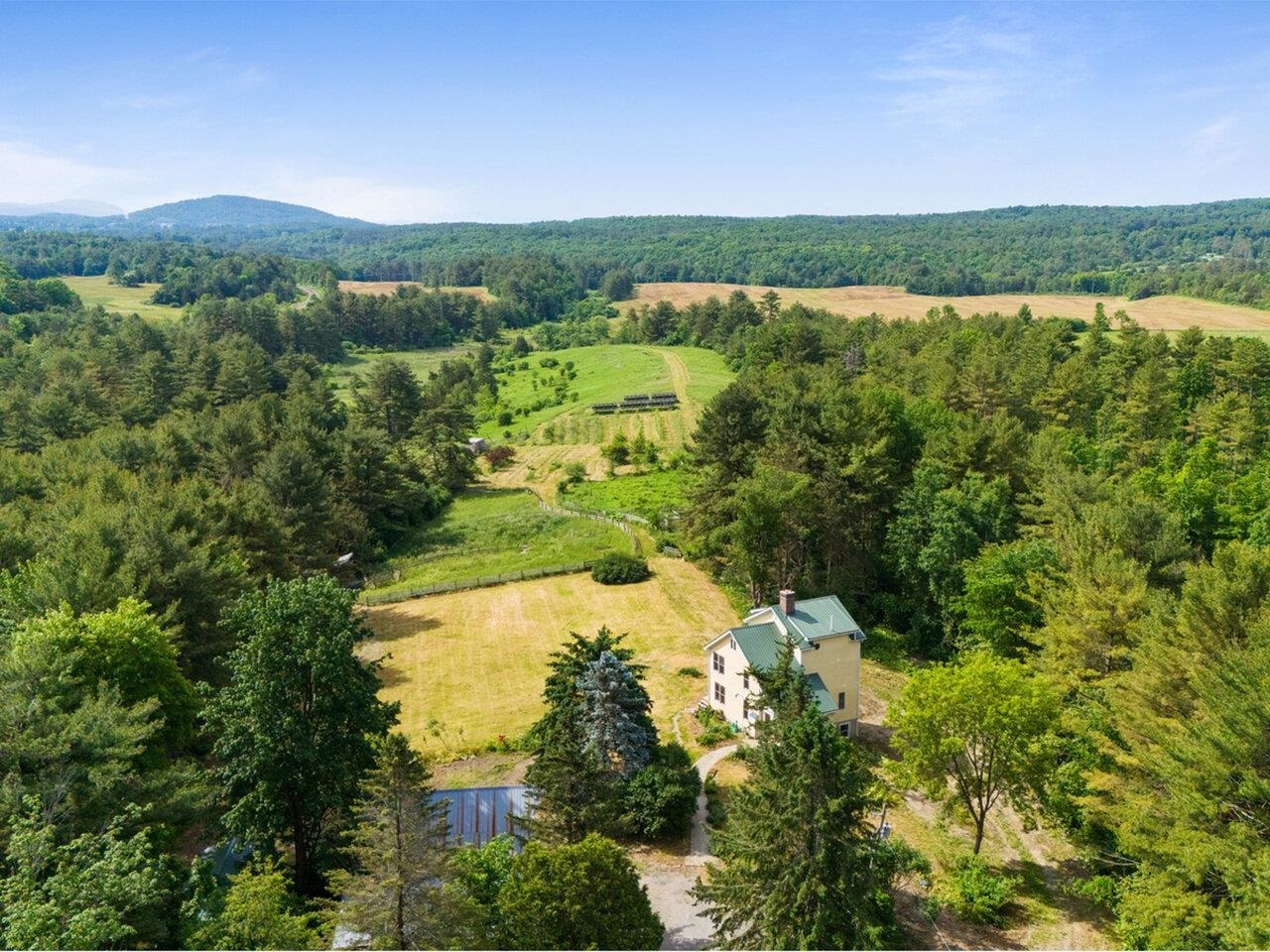 Property Photo:  370 Dallinger Road  VT 05472 