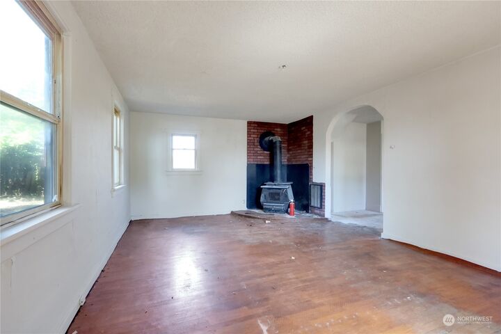 Property Photo:  1730  Wood Avenue  WA 98390 