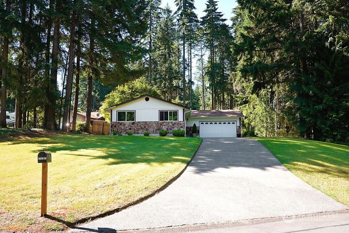 Property Photo: 6063 Kc Place SE WA 98367