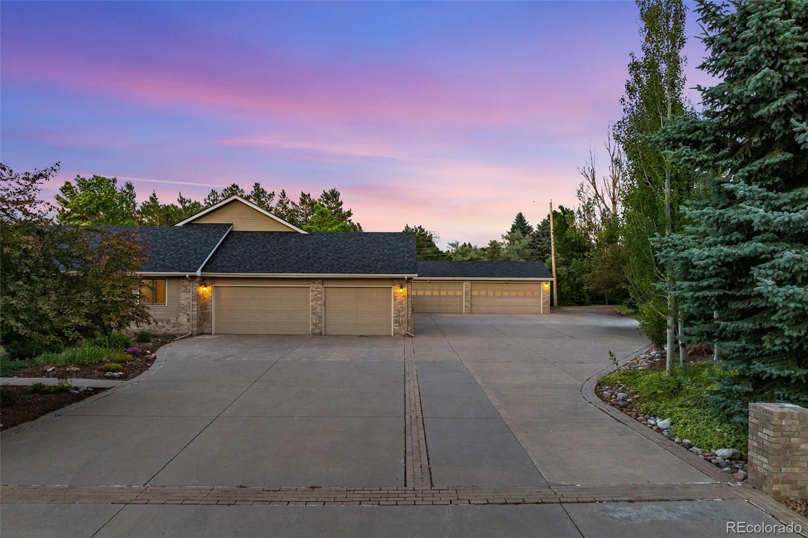 Property Photo:  6654 S Atchison Way  CO 80111 