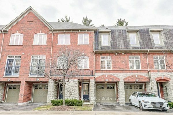 Property Photo:  1701 Finch Ave 32  ON L1V 0B7 