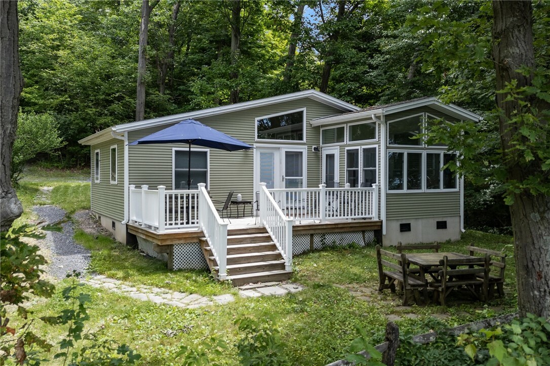 Property Photo:  191 Nut Ridge Road  NY 14882 