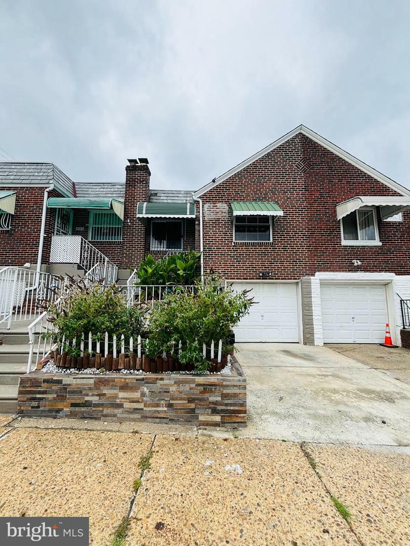 Property Photo:  4302 Claridge Street  PA 19124 