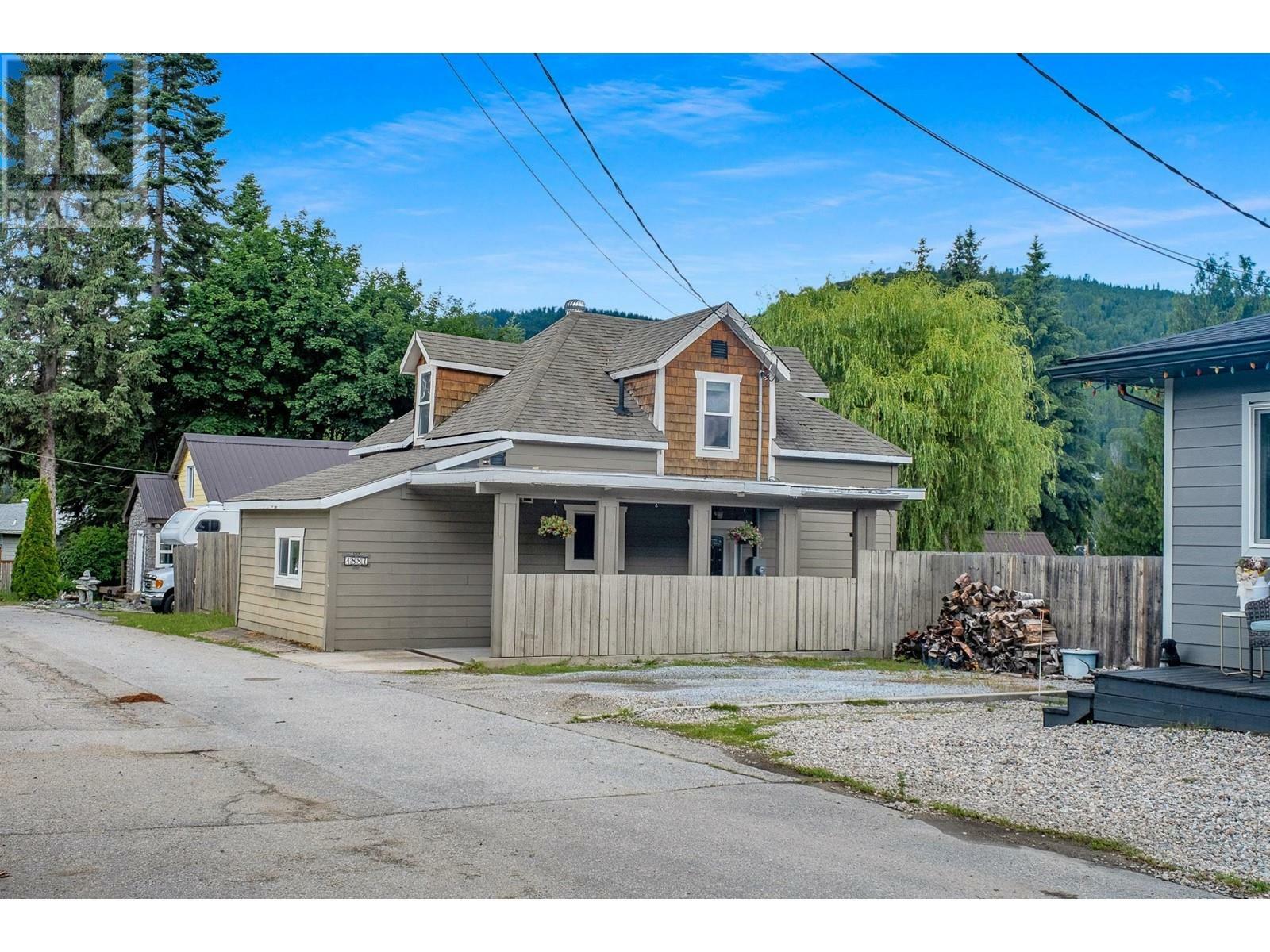 1887 Kootenay Lane Other  Fruitvale BC V0G 1L0 photo