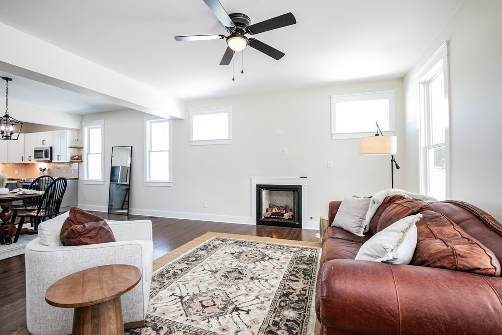 Property Photo: 56 Hill St VA 23417