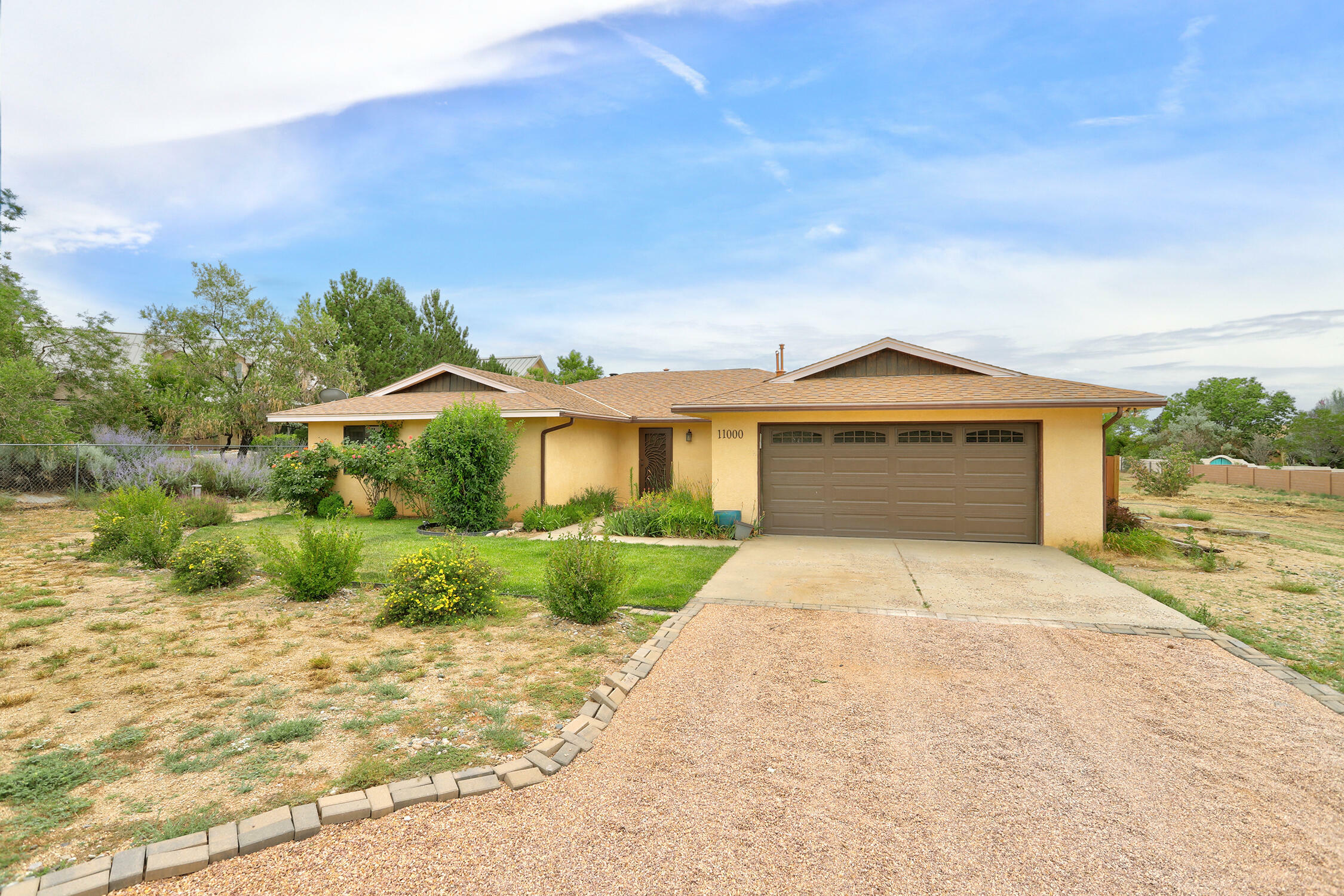 Property Photo:  11000 Eagle Rock Avenue NE  NM 87122 