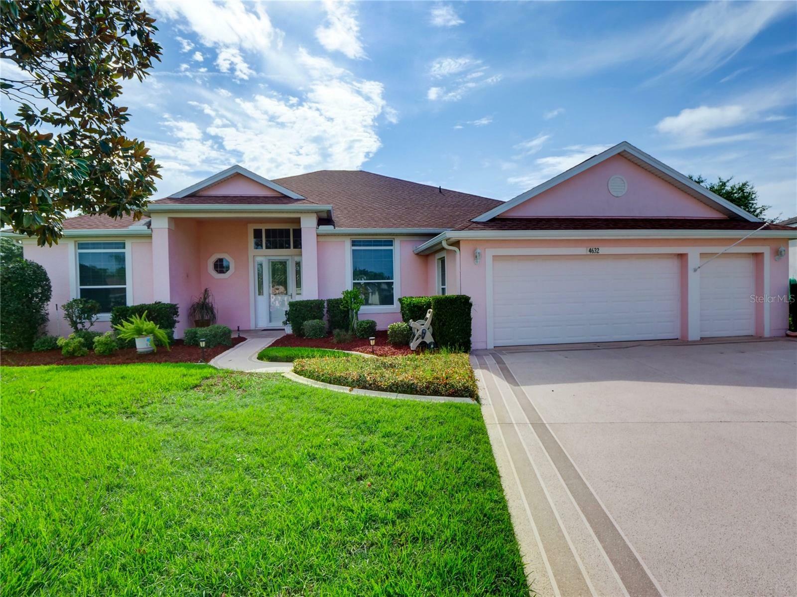 Property Photo:  4632 Nottoway Drive  FL 34748 