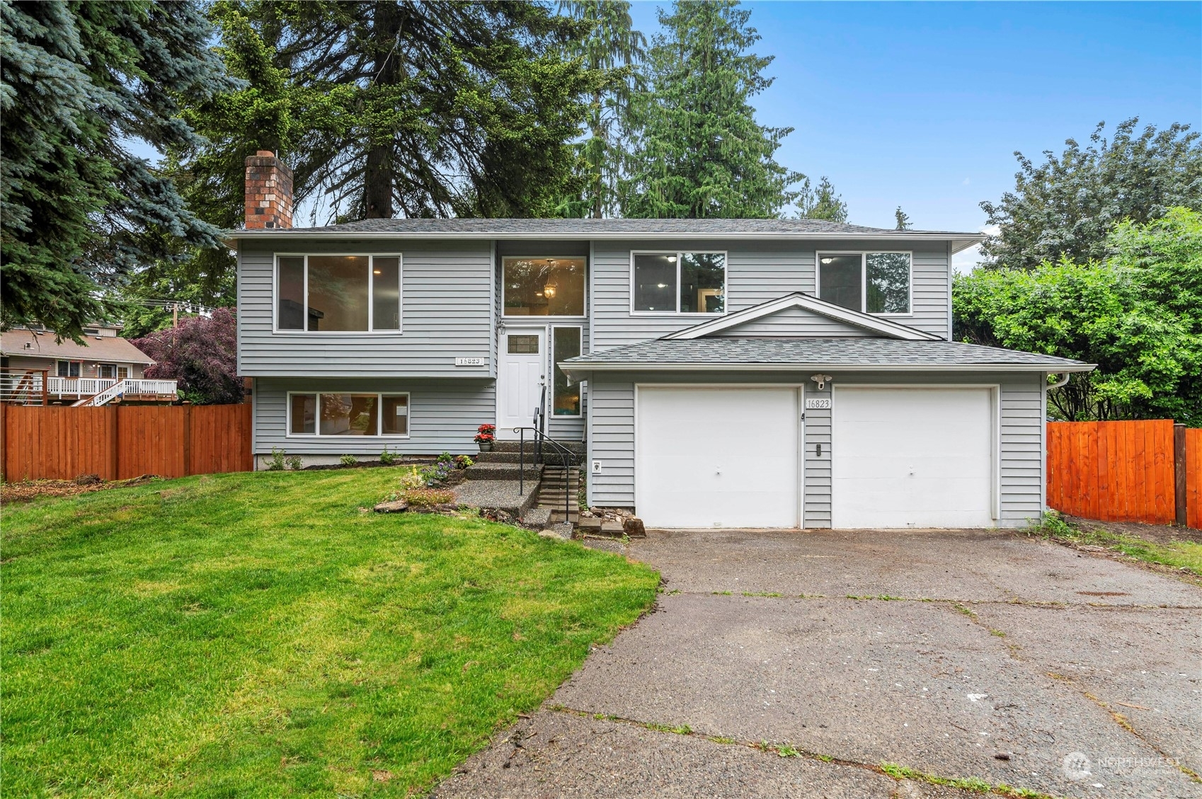 Property Photo:  16823 28th Drive SE  WA 98012 