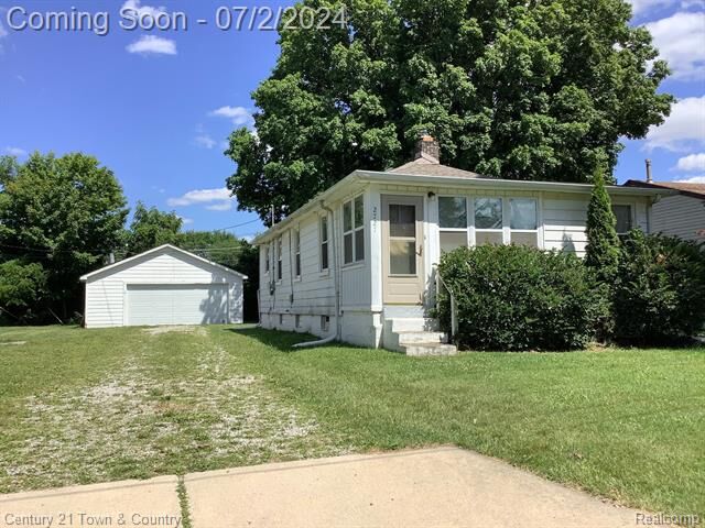 Property Photo:  2727 S Brandon Street  MI 48186 