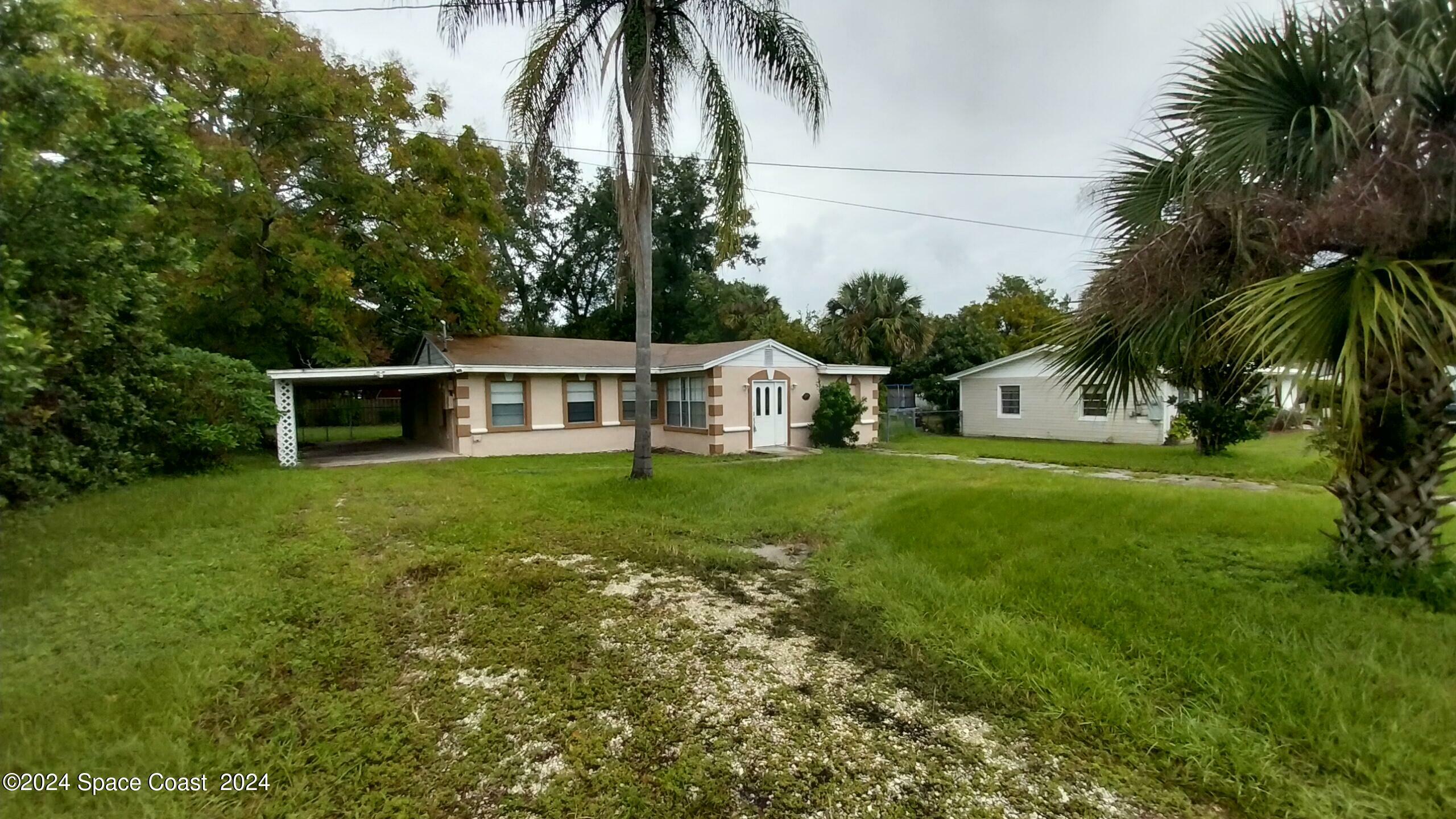 Property Photo:  1390 S Park Avenue  FL 32780 