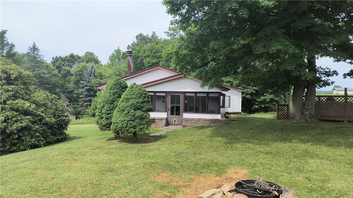 230 Locust  Rd  Addison PA 15411 photo