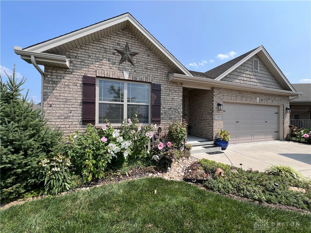 Property Photo:  110 Silver Oak Court  OH 45005 