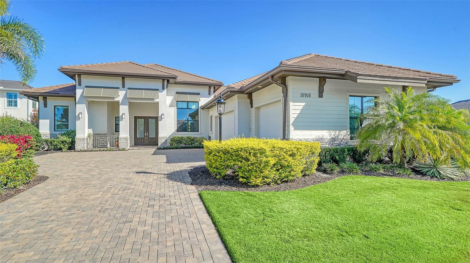 Property Photo:  15915 Castle Park Terrace  FL 34202 