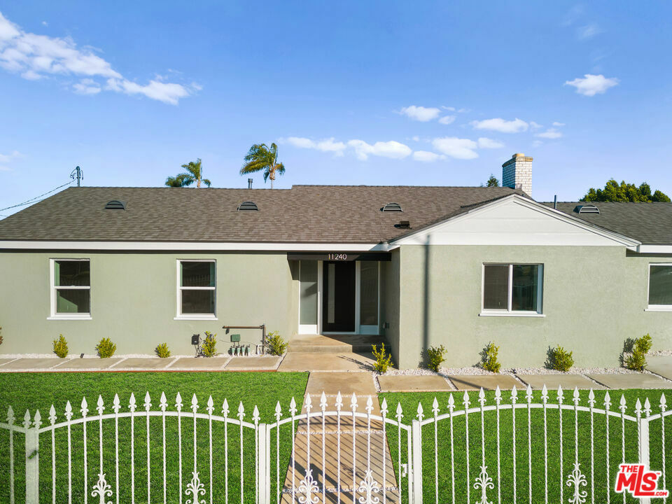 Property Photo:  11240 Southwest Boulevard  CA 90044 