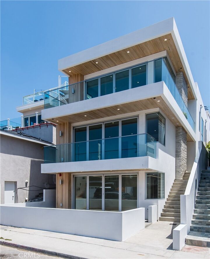 Property Photo: 300 Manhattan Avenue CA 90254