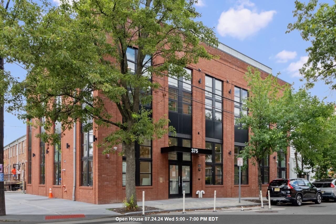 Property Photo:  375 Monmouth St 202  NJ 07302 