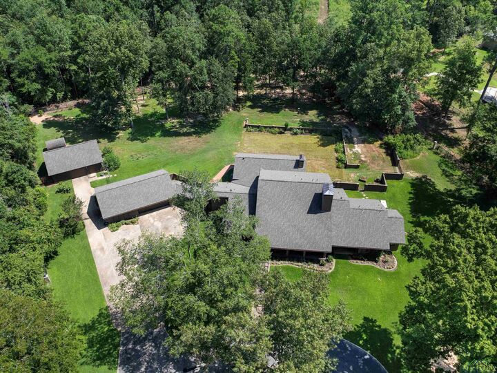 Property Photo: 708 Richardson Lane TX 75654