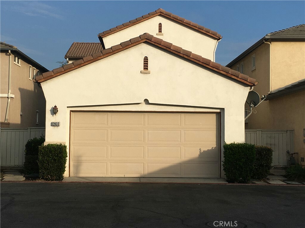 Property Photo:  12833 Sunrose Court  CA 91710 