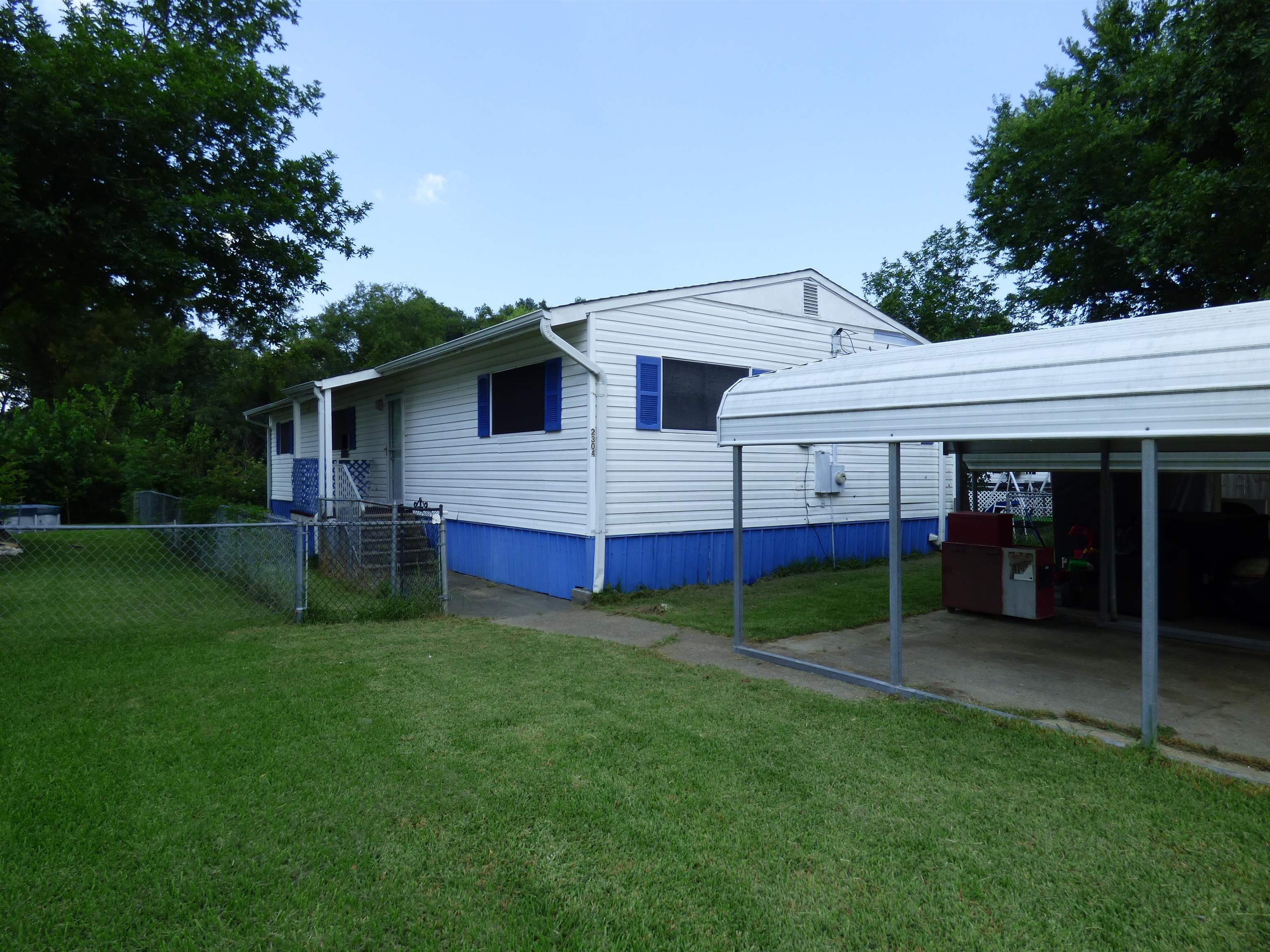 2304 Broussard St  Orange TX 77630 photo