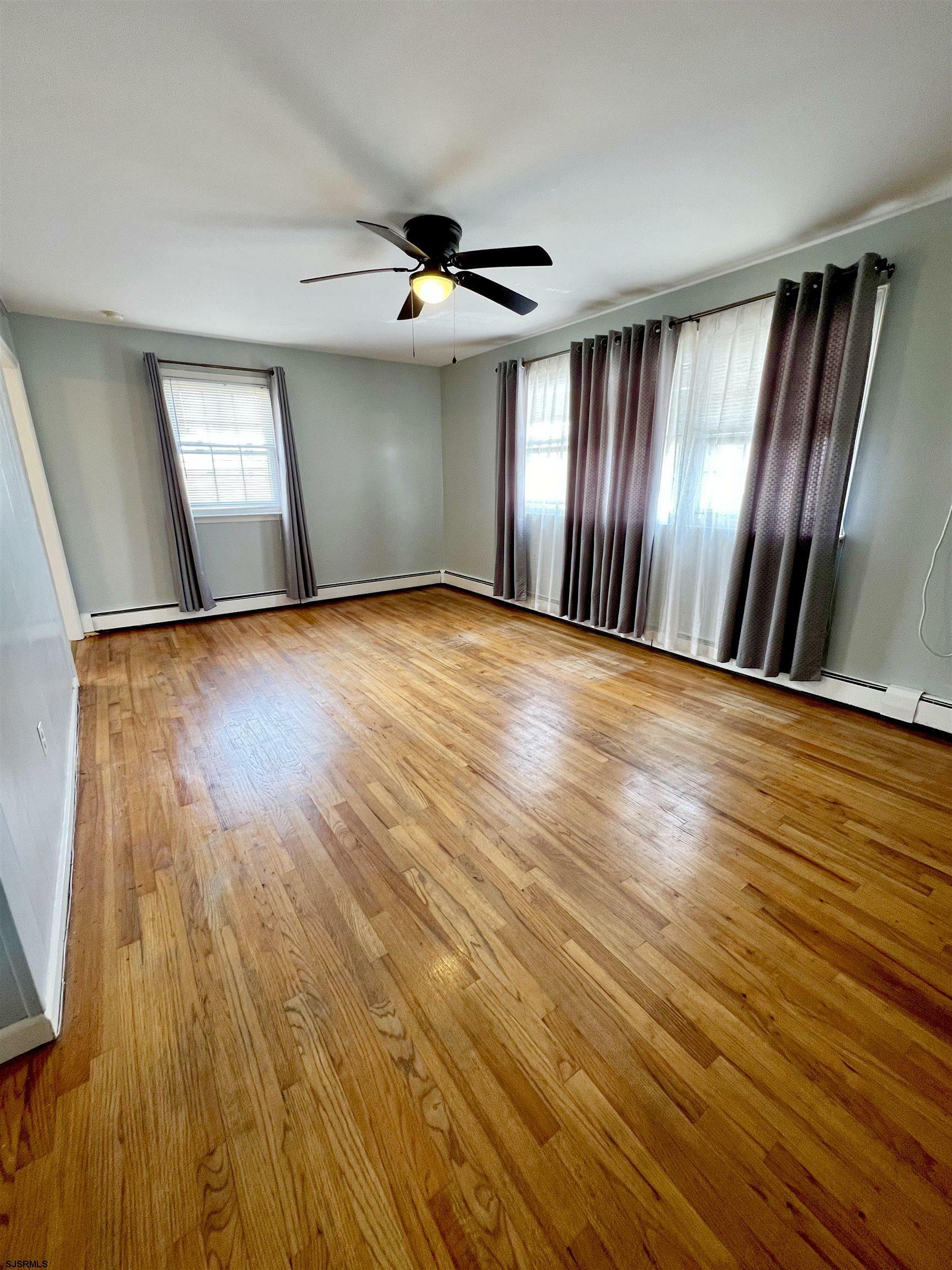 Property Photo:  707 N Oxford Ave J 12  NJ 08406 