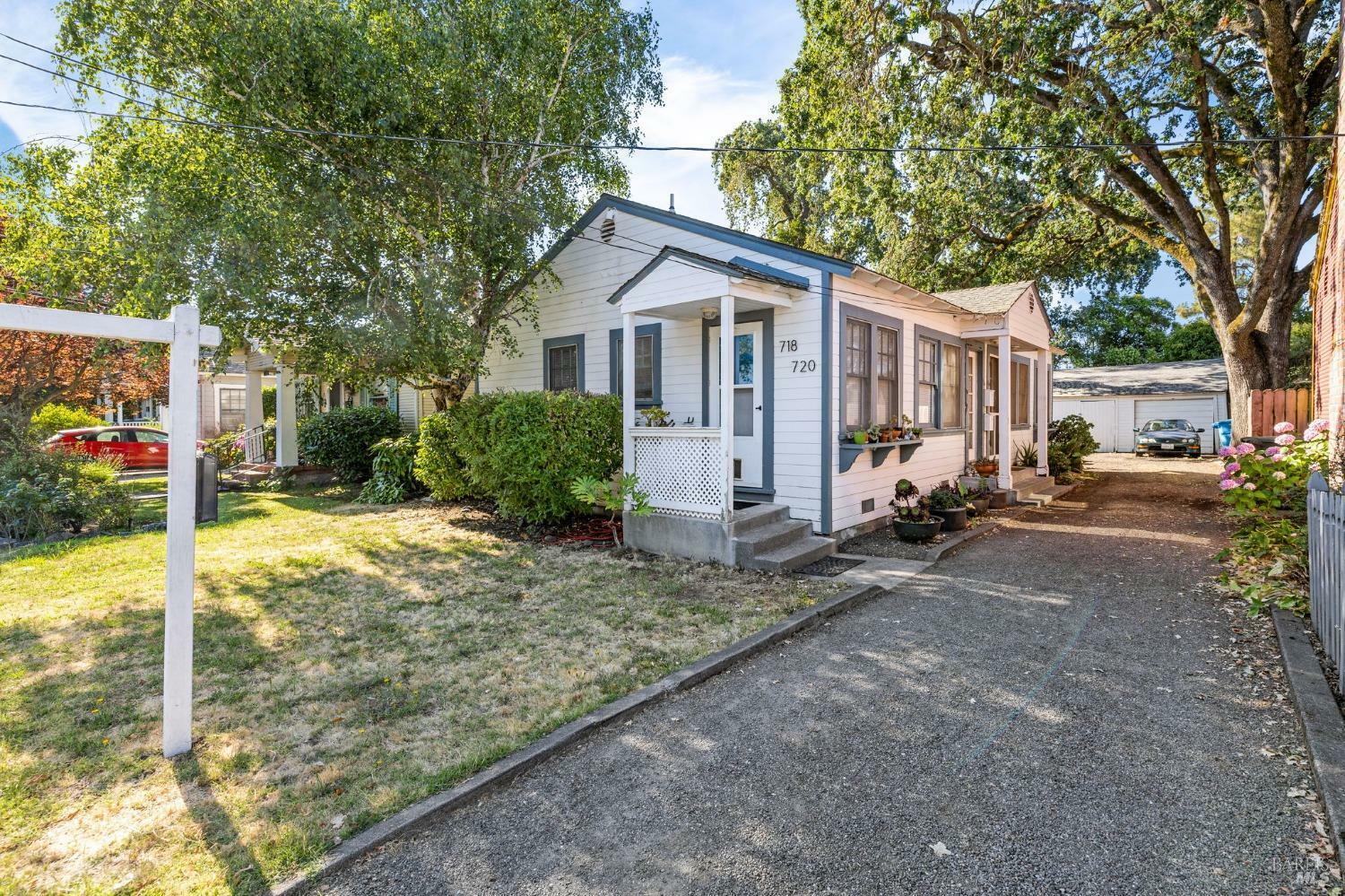 Property Photo:  718 720 Charles Street  CA 95404 