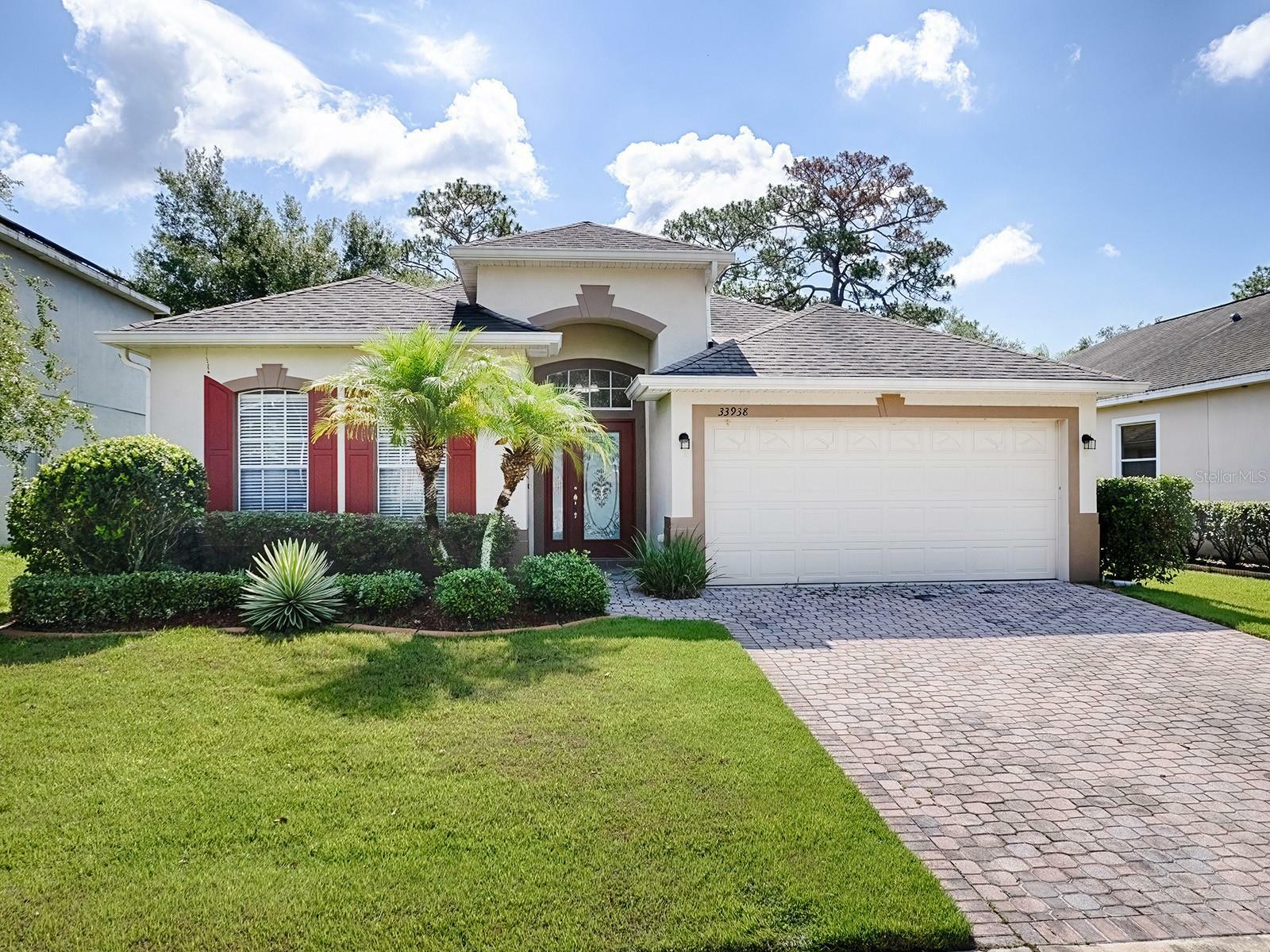 Property Photo:  33938 Terragona Drive  FL 32776 