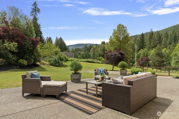 Property Photo:  12335 Upper Preston Road SE  WA 98027