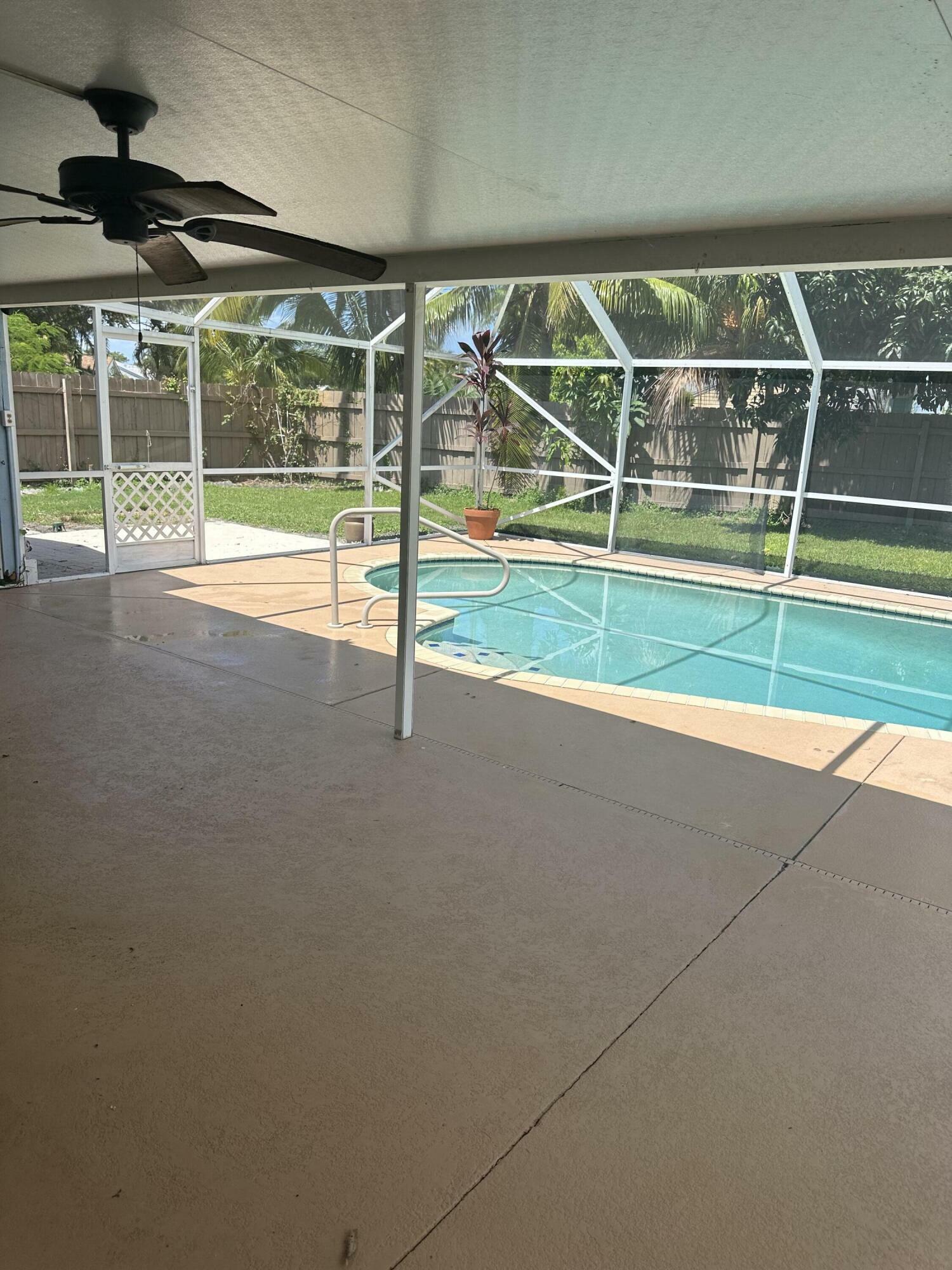 Property Photo:  18183 Jupiter Landings Drive  FL 33458 