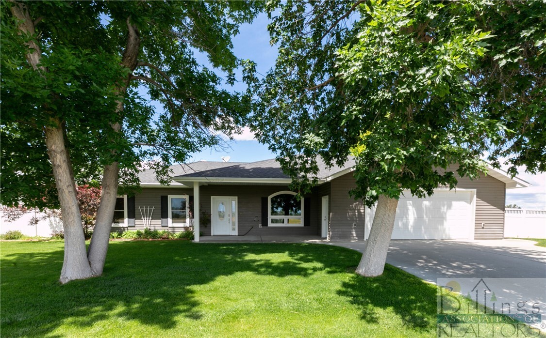 Property Photo:  321 4th Avenue SE  MT 59063 
