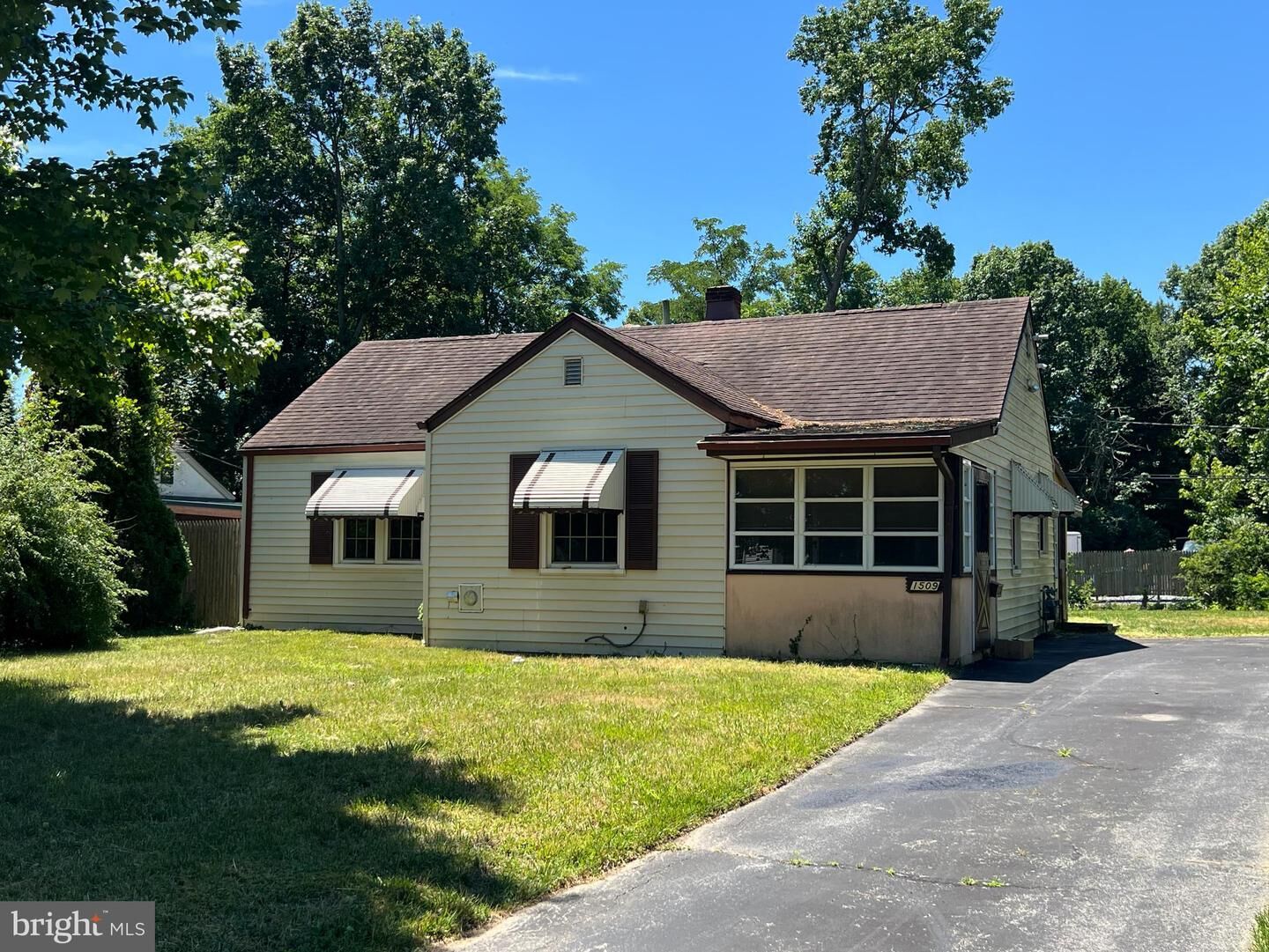 Property Photo:  1509 Seton Drive  DE 19809 