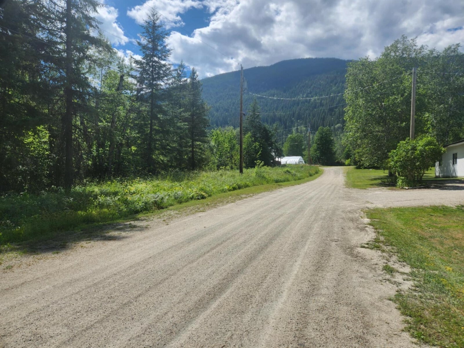 Photo de la propriété:  1073 Kooznetsoff Road  BC V1N 4P3 