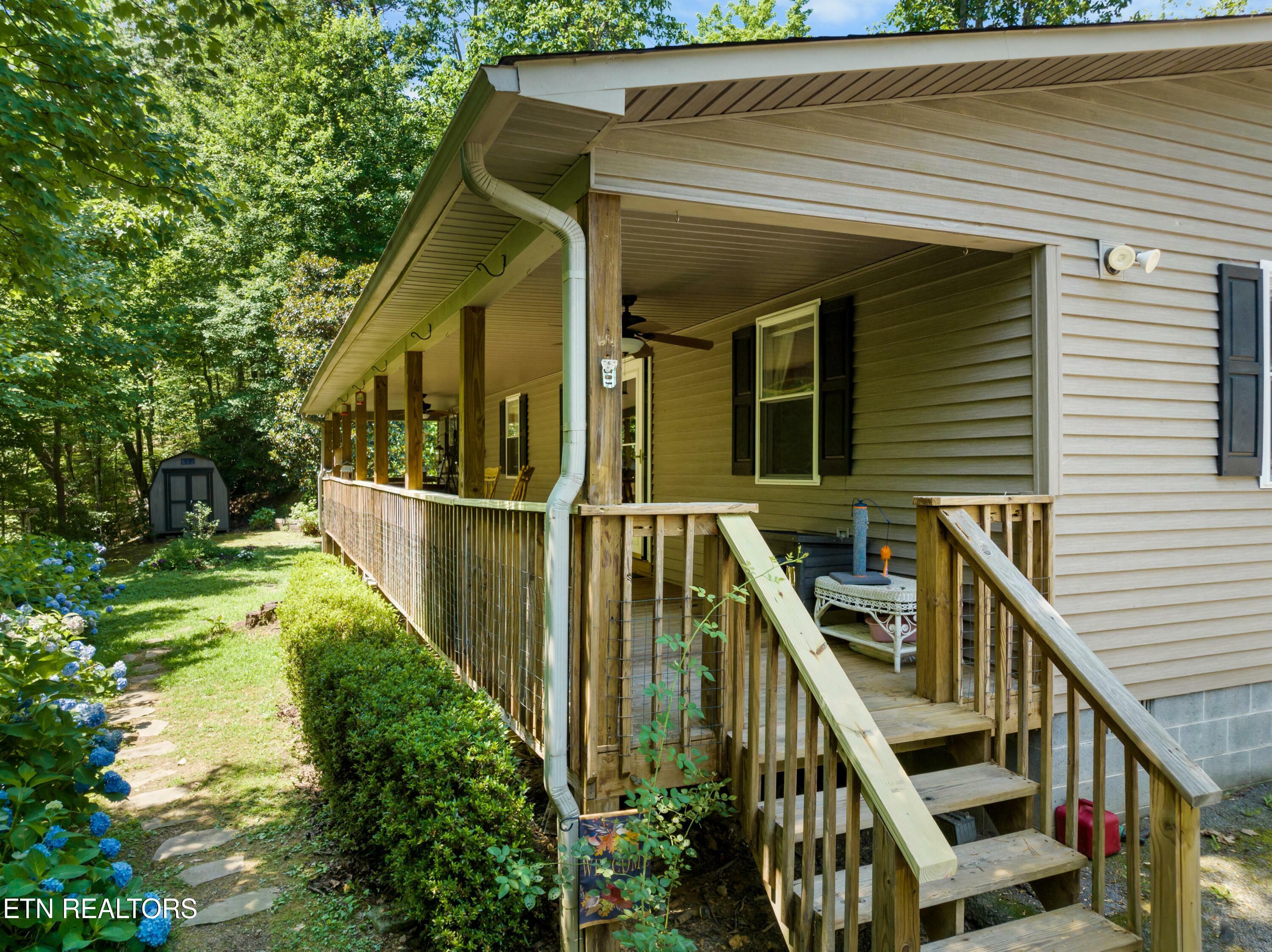 Property Photo:  4442 Grindstone Ridge Rd  TN 37863 