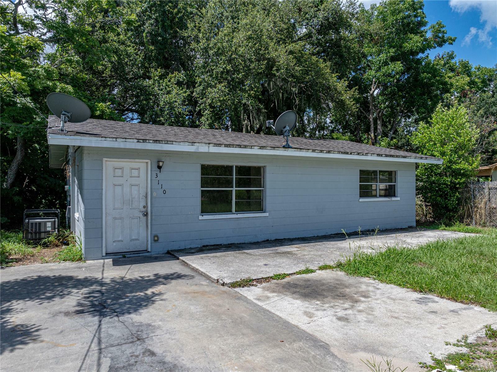 Property Photo:  3110 Avenue R NW  FL 33881 