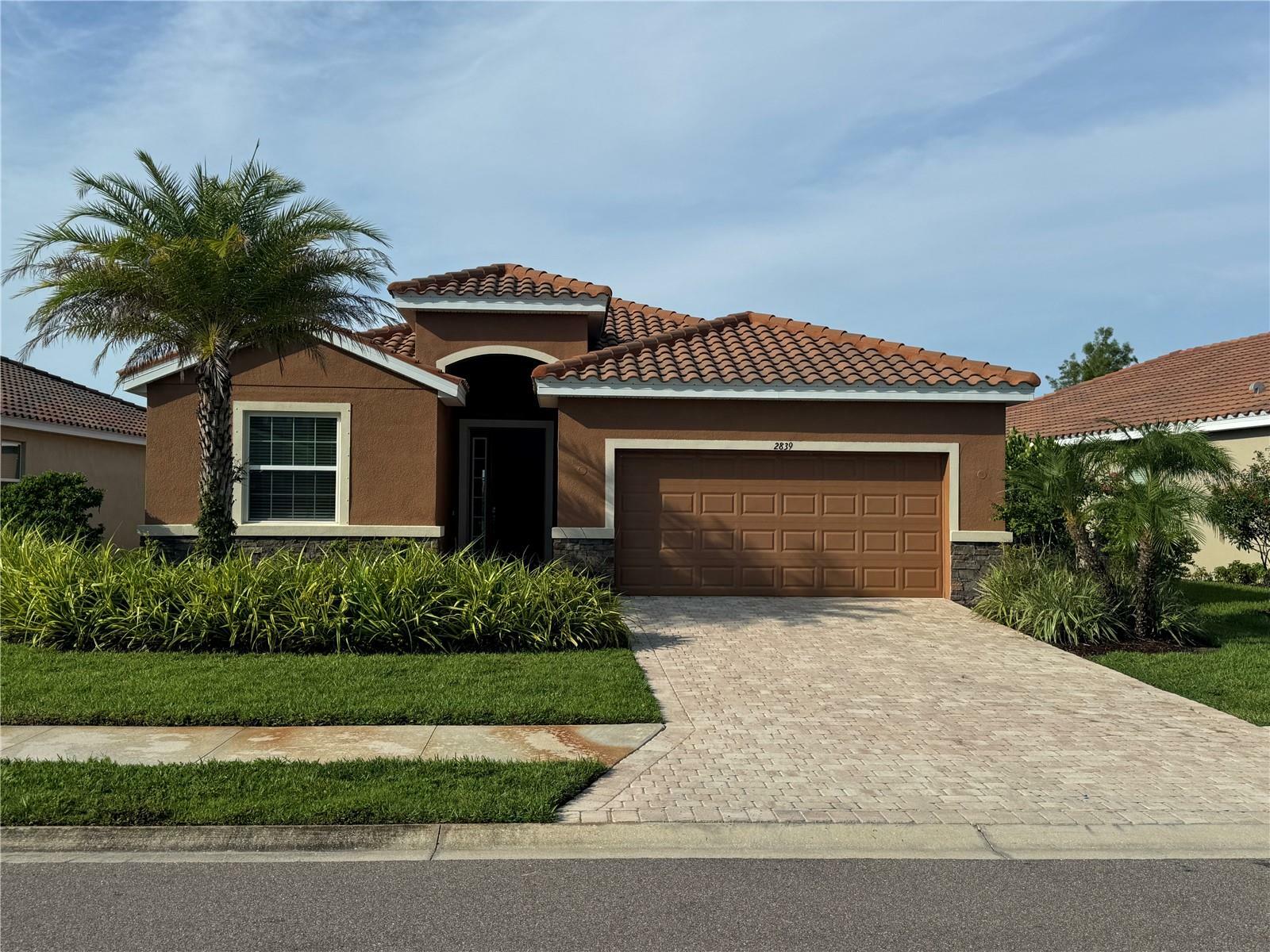 2839 Esmeralda Drive  Sarasota FL 34243 photo